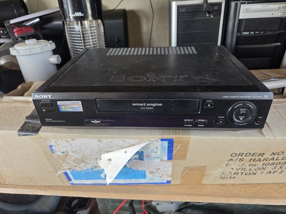Vand 2 video marca Sony