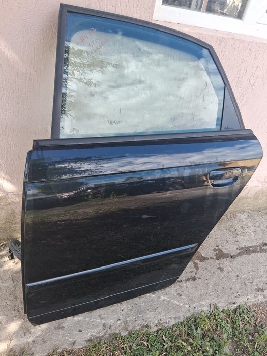Usa stanga  spate Audi A4 B72004 -2007 berlina