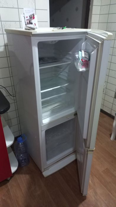 Продам холодильник,