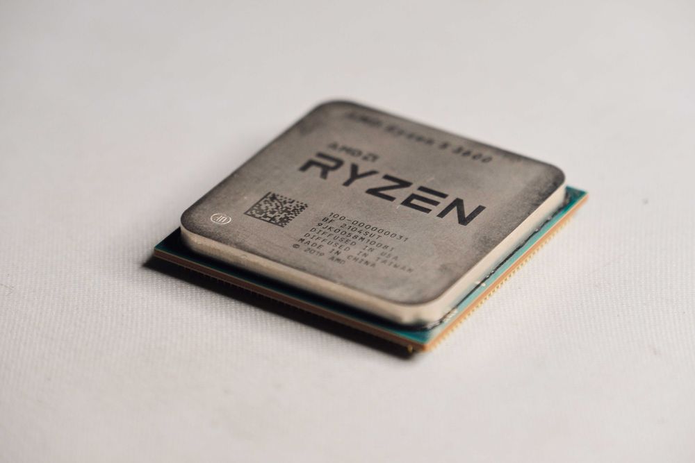 AMD Ryzen 3600 Процессор