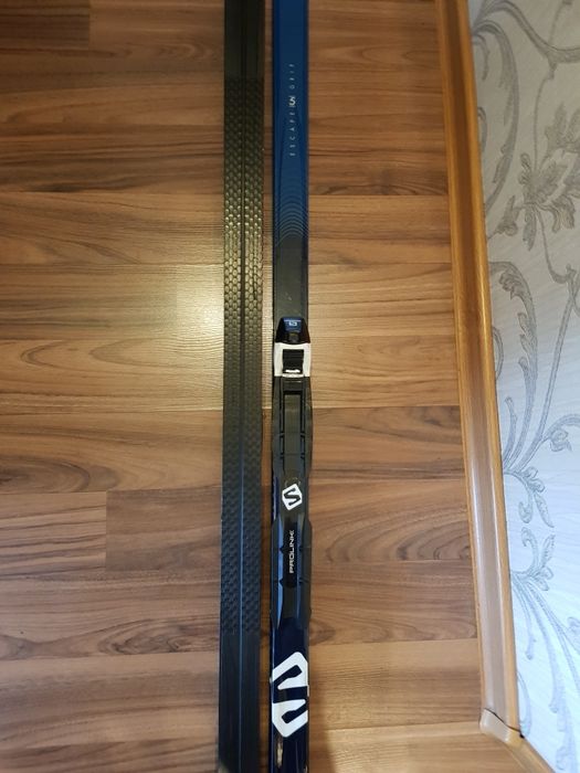 Лыжи Salomon 198см