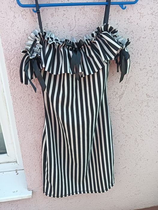 Rochie mini elegantă mărimea xxs