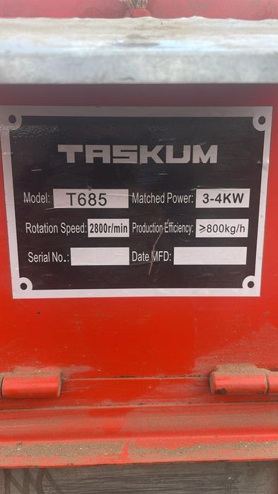 Зернодробилка Продается