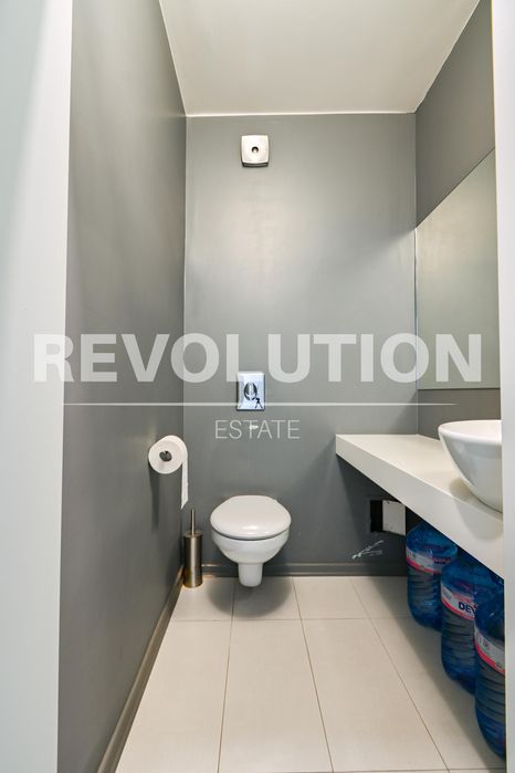 Дава се под наем Тристаен апартамент в София, Студентски град - 105 кв.м за 750 € - Снимка #8