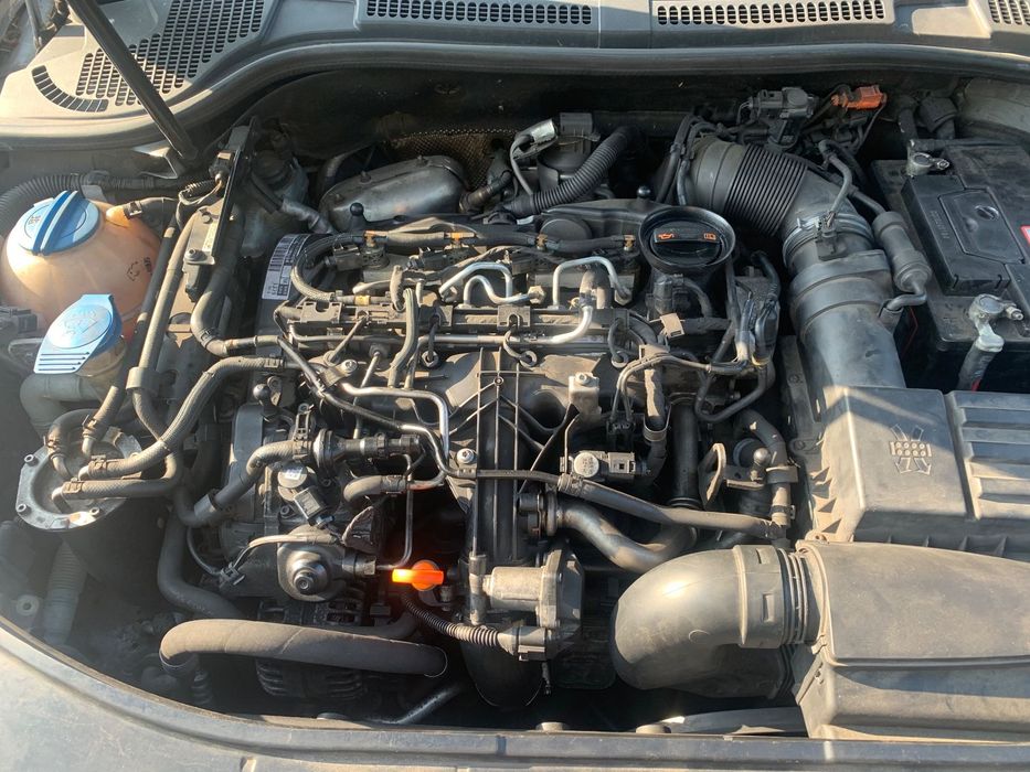 DEZMEMBREZ Piese Auto Skoda Octavia 3 Motor 1.6 Diesel cod CLH Euro 6 Cutie viteze Automata 7G Fata Completa Bara Fata capota Far aripa portiera fata spate Stanga dreapta portbagaj Interior piele Navigatie