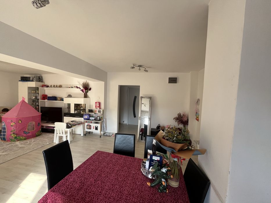 Apartament 3 camere