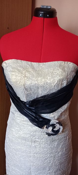 Rochiță formata din corset si fusta  ocazie