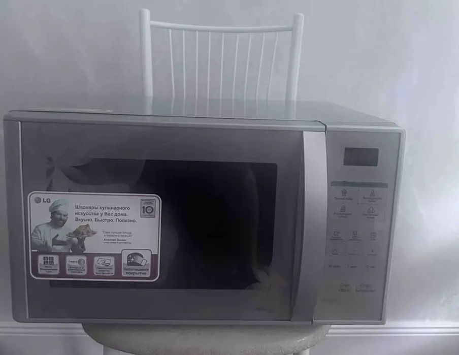 Продам микроволновую печь