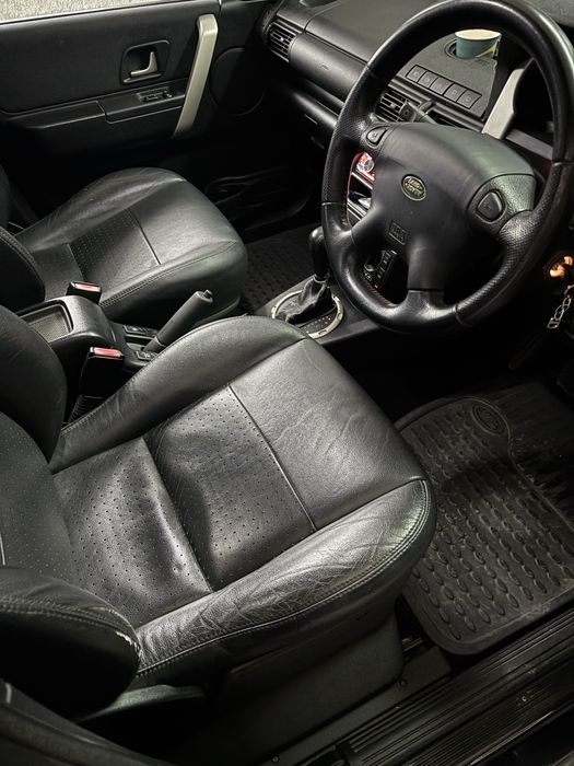 Продава Ленд ровър Фрилендър