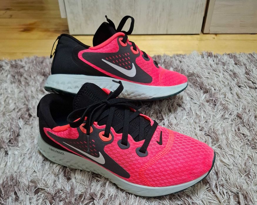 Маратонки найк/nike