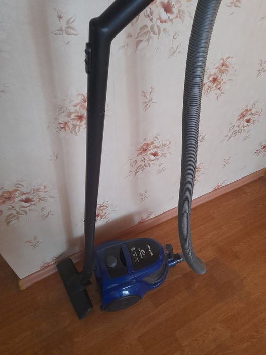 Пылесос  для дома.