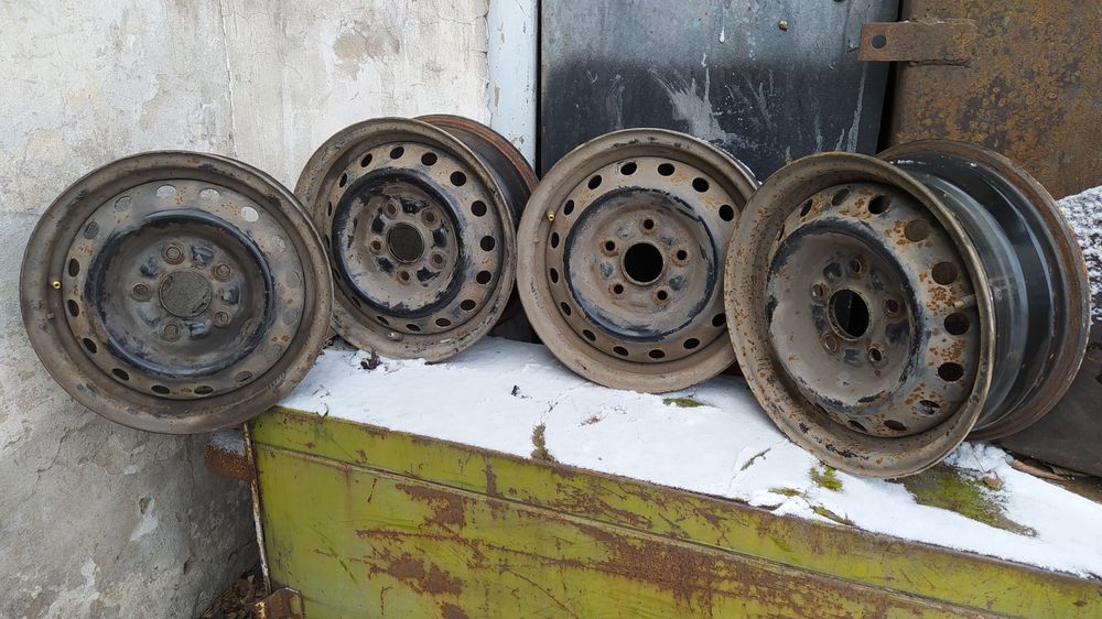 Диски Toyta r14.