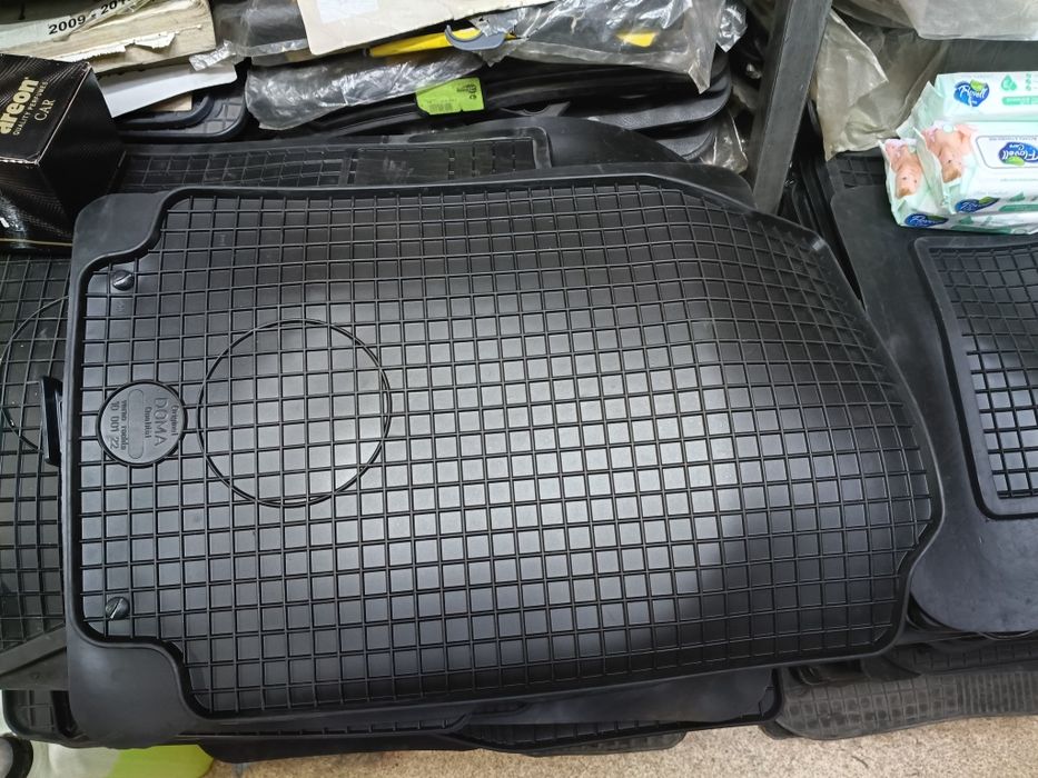 Полики на Audi c4 A6