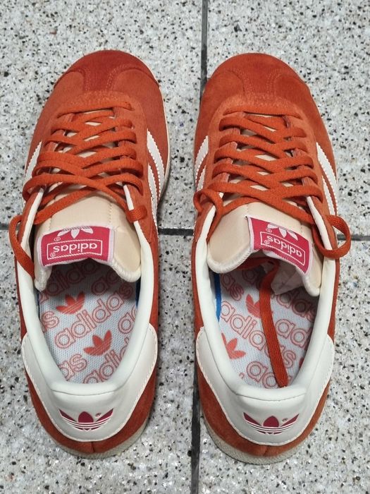 Нови Adidas Gazelle Оранжеви Номер 42 кецове маратонки Нови