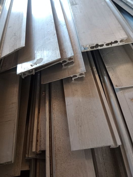 Профиль алюменовый