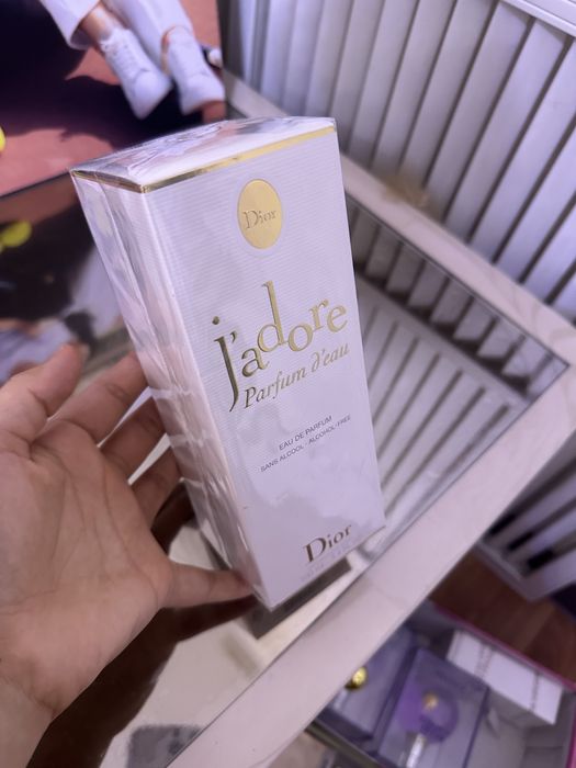 Продается парфюмы люкс