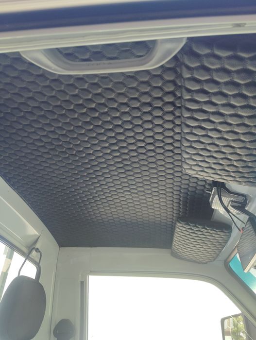 Labo 2025 yil 
Tesla monitor
4 ta karmetal diska 
4 ta yangi yumshoq b