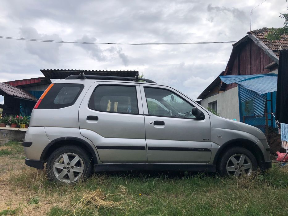 Suzuki Ignis 2005