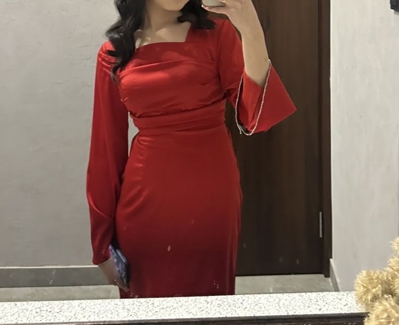 Продаю платье и пиджак