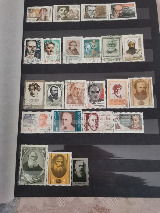 Класъори с марки