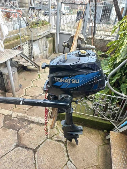 Четиритактов извънбордов двигател Tohatsu 3.5 hp къс ботуш
