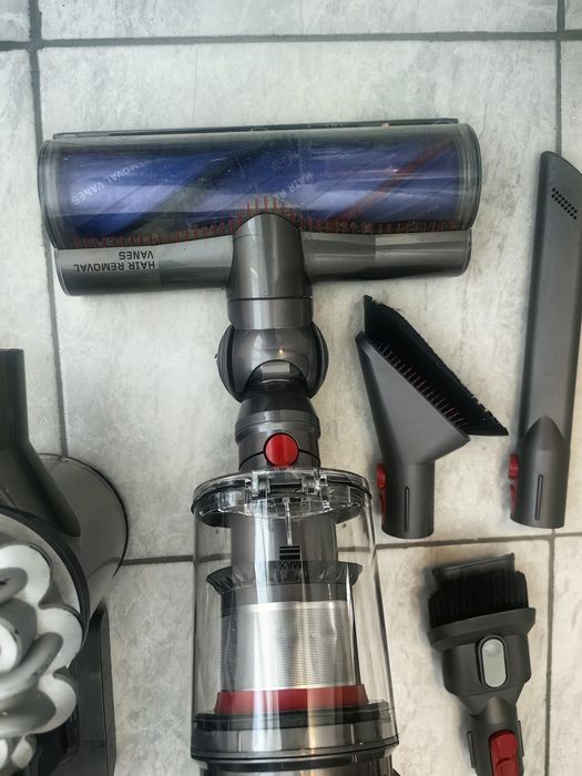 Прахосмукачки Dyson