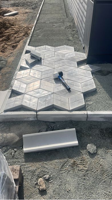 Профессиональная укладка брусчатки