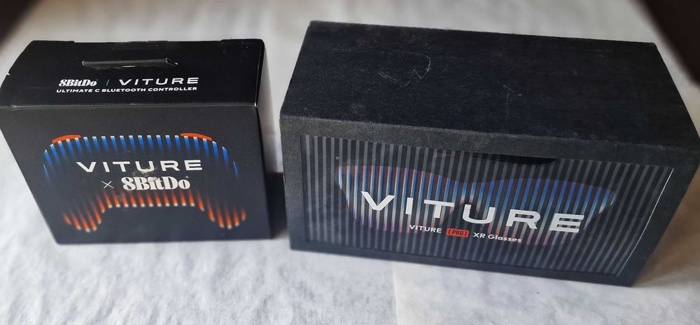 AR-очки VITURE Pro XR + геймпад 8BitDo
