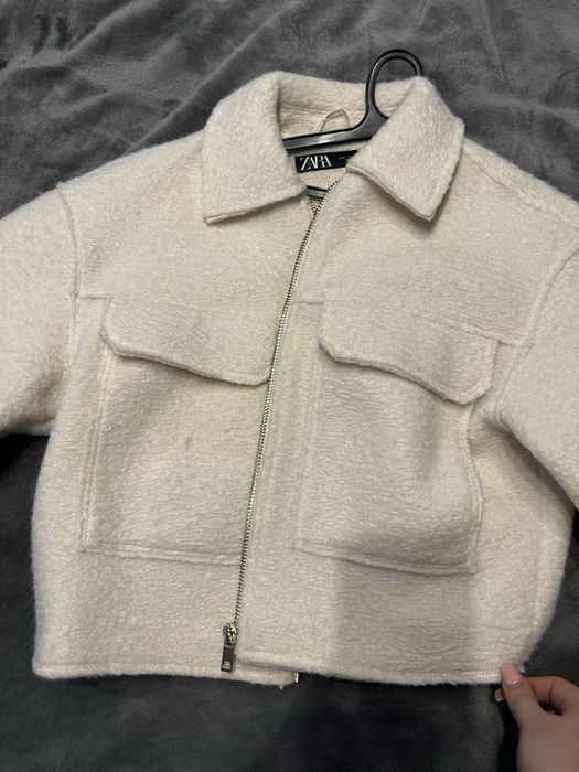 Бежово зимно яке ZARA