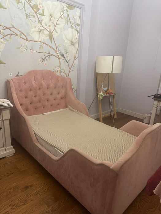 Кровать 180х110 с матрасом