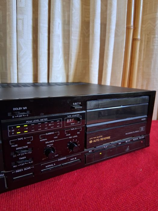 Deck stereo Toshiba