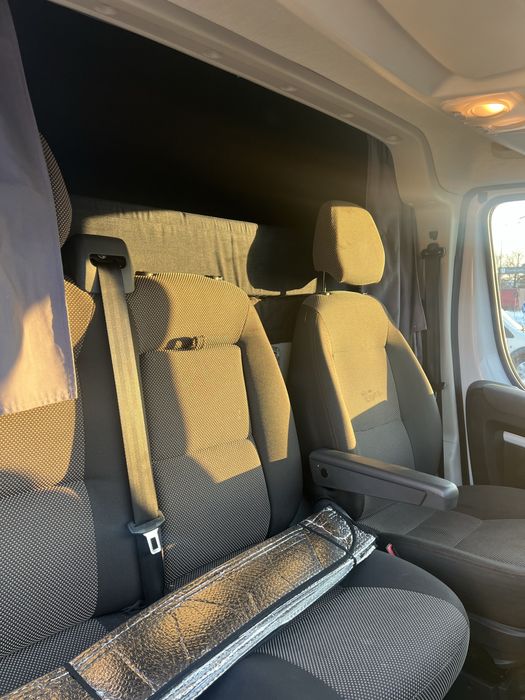 Vând 2 x Citroen Jumper 2.2 , 17 mc , 2021 ,