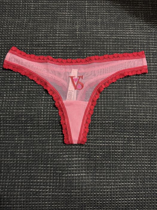Chiloti Victoria's Secret thong marimea Xs