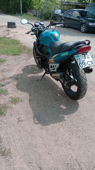 Продаю suzuki katana 600