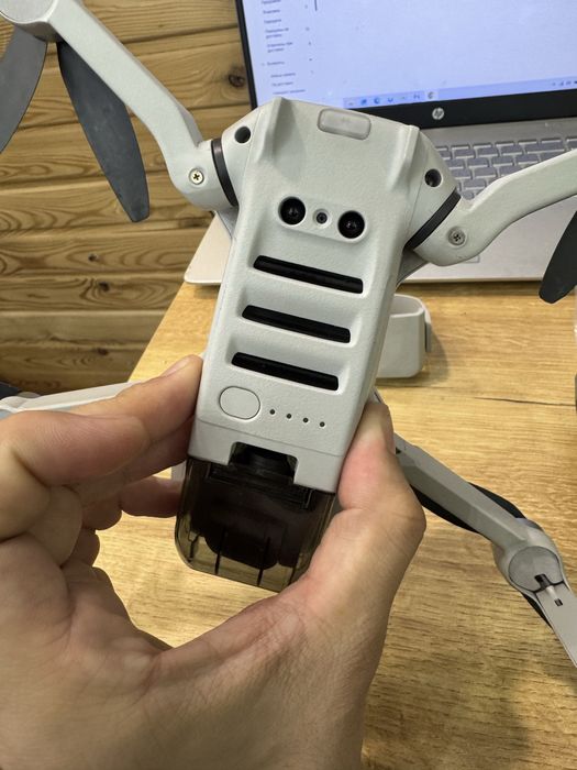 Дрон dji mini 2 в хорошем состоянии