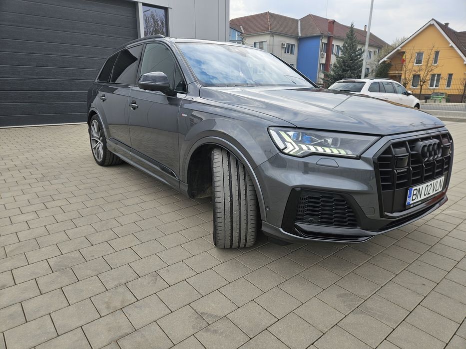 Audi Q7 60 Tfsie Competition, 460 Cp, Full dotari, 143.000
