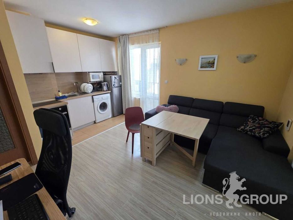 Продава се Двустаен апартамент в Варна, Левски - 66 кв.м за 2590 €/кв.м - Снимка #2