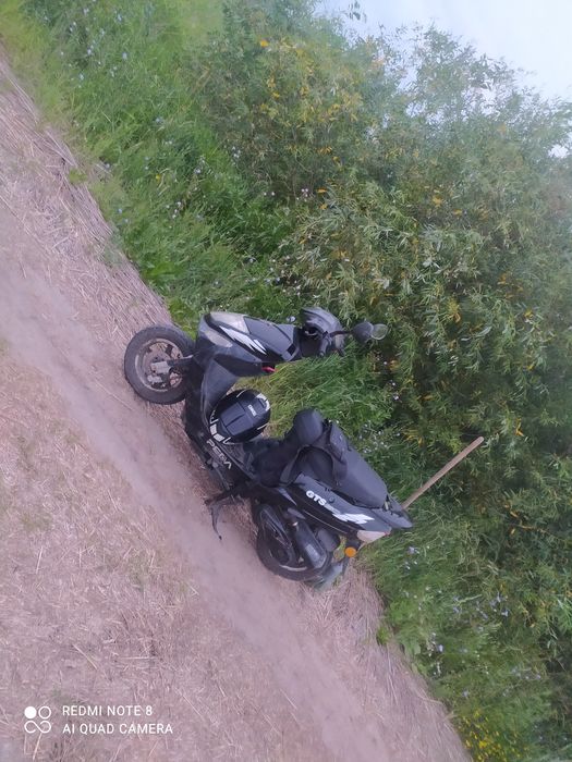 Продам скутер GTS кубов 50