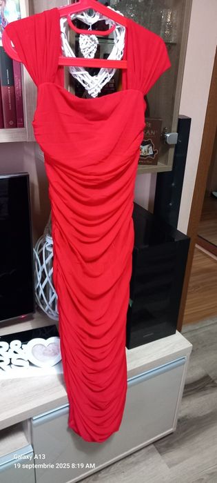 Rochie roșie mărime M L