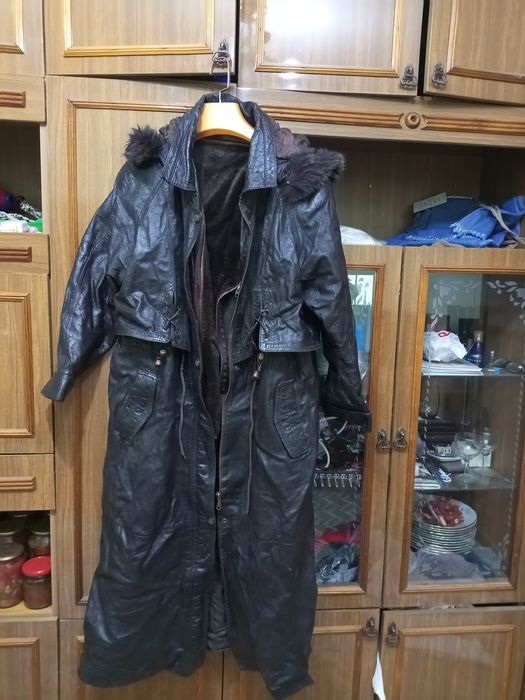 Кожанный плащ  ...