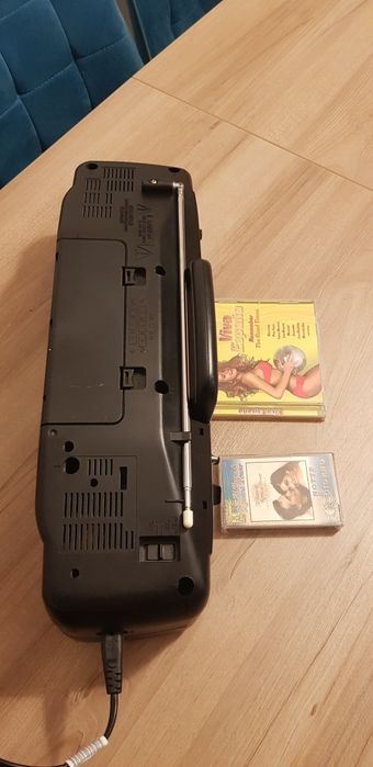 Radio casetofon Sony CFS-244s