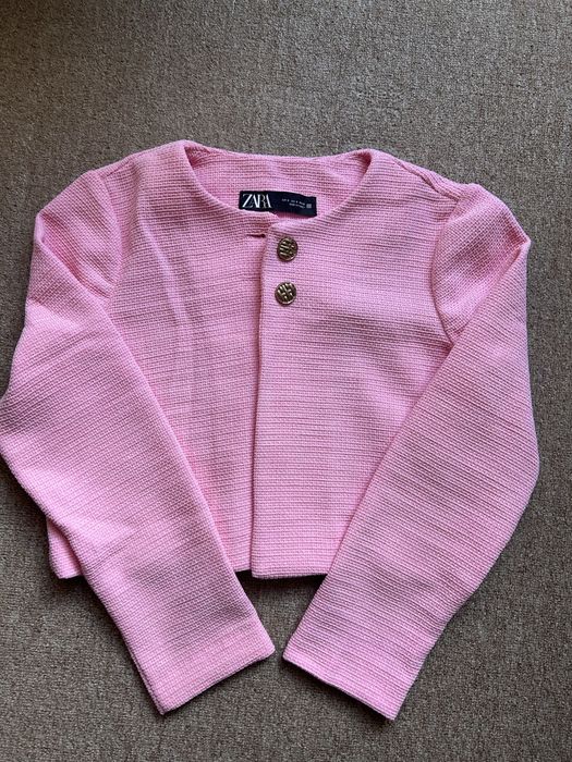 Сладка жилетка на ZARA