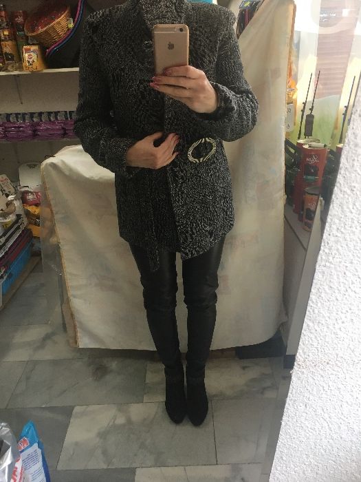 Дамско вълнено  палто-40лв.