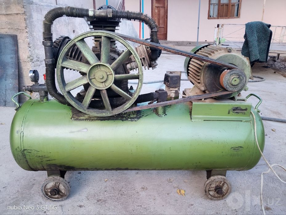 Воздушный компрессор 7.5 кват