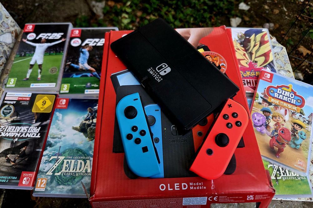 Nintendo switch oled, full box