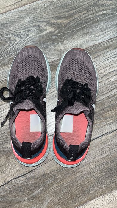 Дамски маратонки Nike 36.5 номер