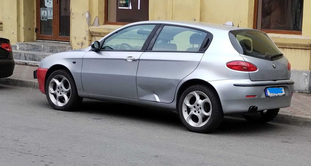ALFA ROMEO 147 2002
