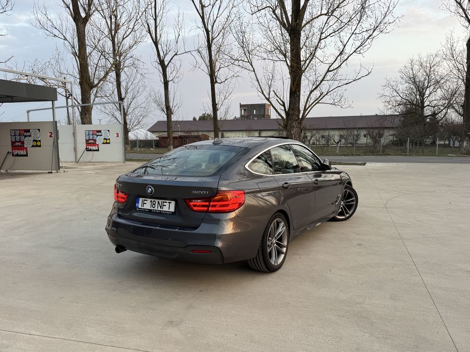 Bmw 320 GT 2015 Automat/panorama/xenon/piele/navi mare/rate/garantie