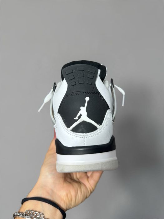 Jordan 4 Military Black