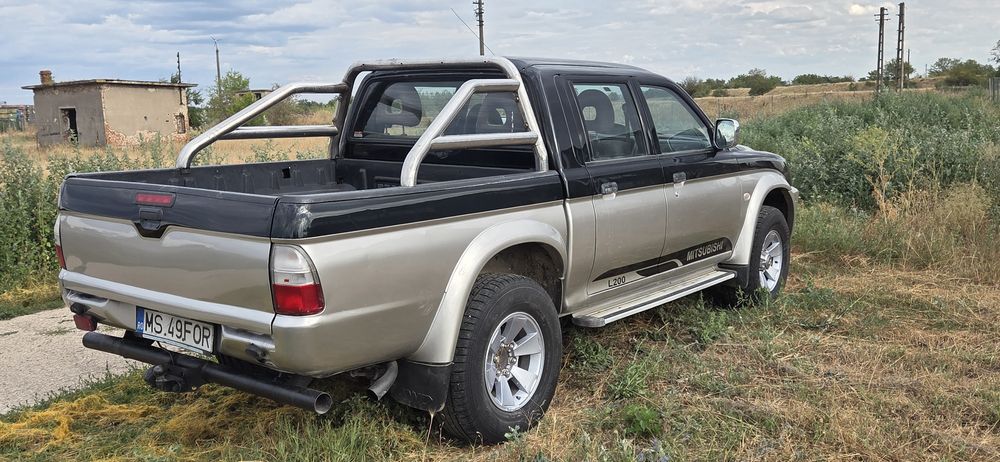 Mitsubishi L 200 climatronic 4x4 Diferitial blocabil la buton